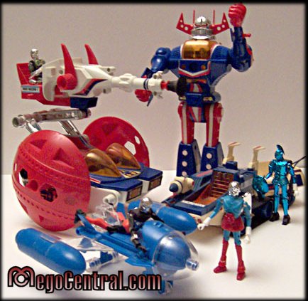 Micronauts toy line hasbro tomy