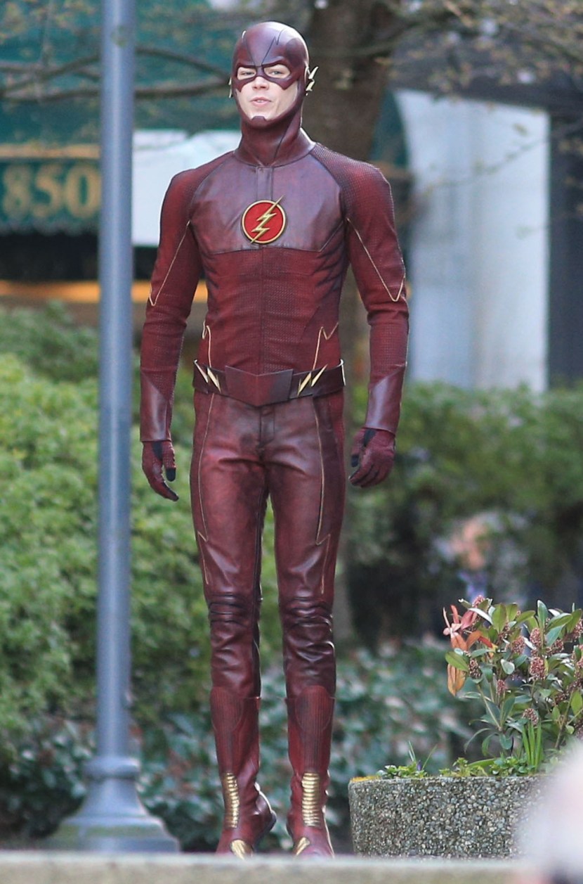 First Shots Of Grant Gustin Wearing 'The Flash' Costume